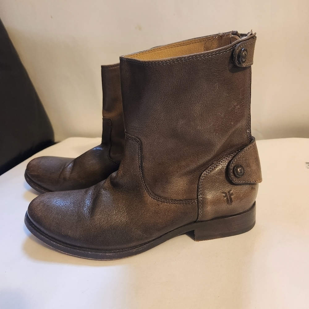 Frye boots size 7 in EUC - Picture 1 of 10